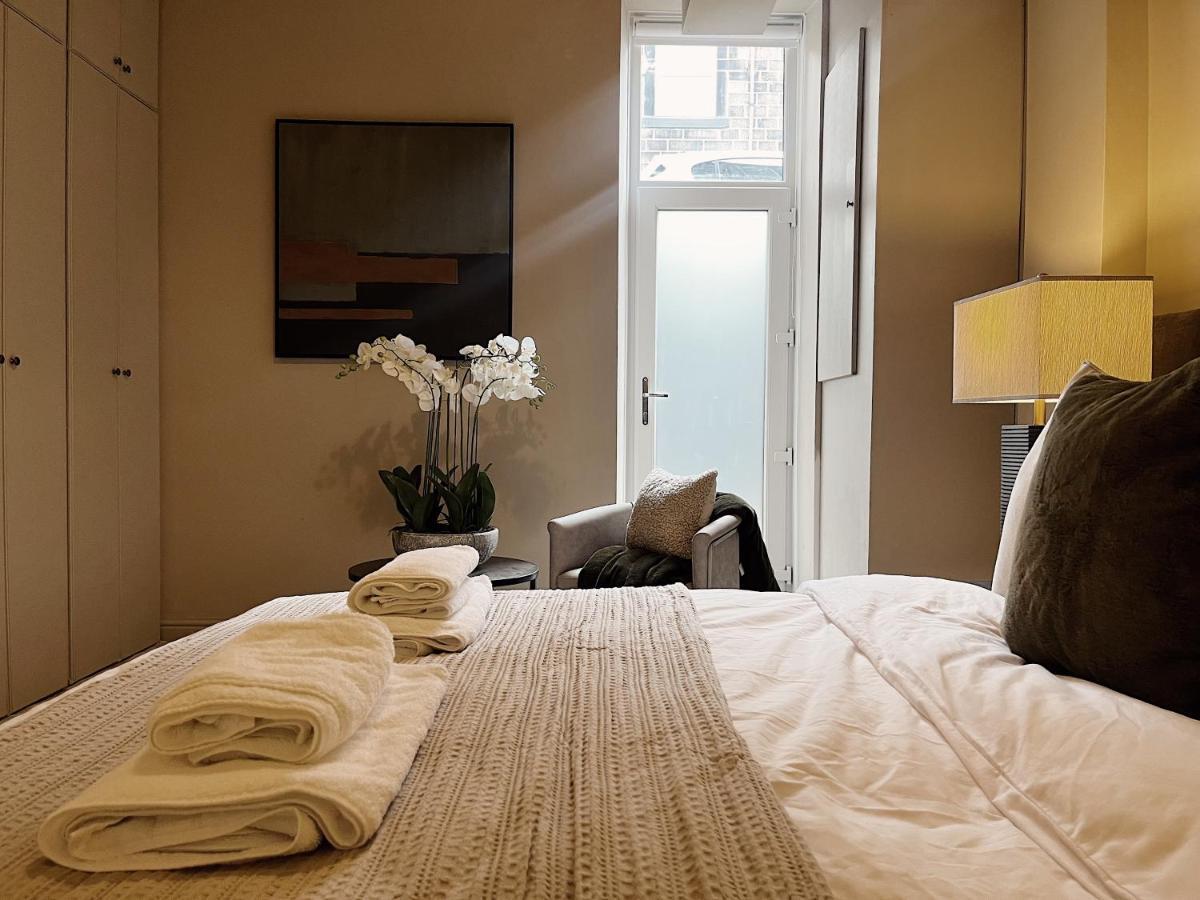 Todmorden Town Centre Apartment Экстерьер фото