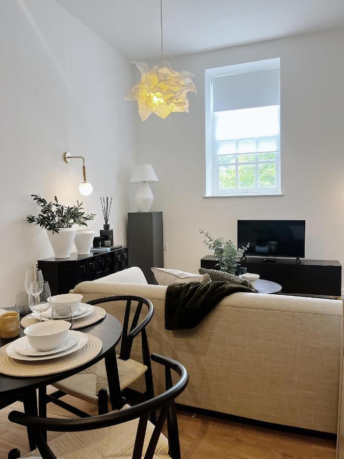 Todmorden Town Centre Apartment Экстерьер фото